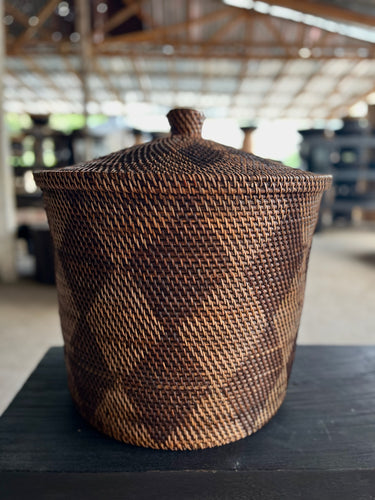 KALIMANTAN #1 Rattan Lid Basket
